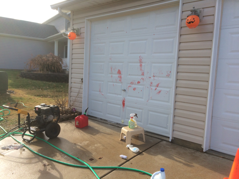 Illustration for article titled Garage doors update. I’m about out of elbow grease.
